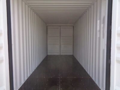 20 fuss high cube double door seecontainer innen