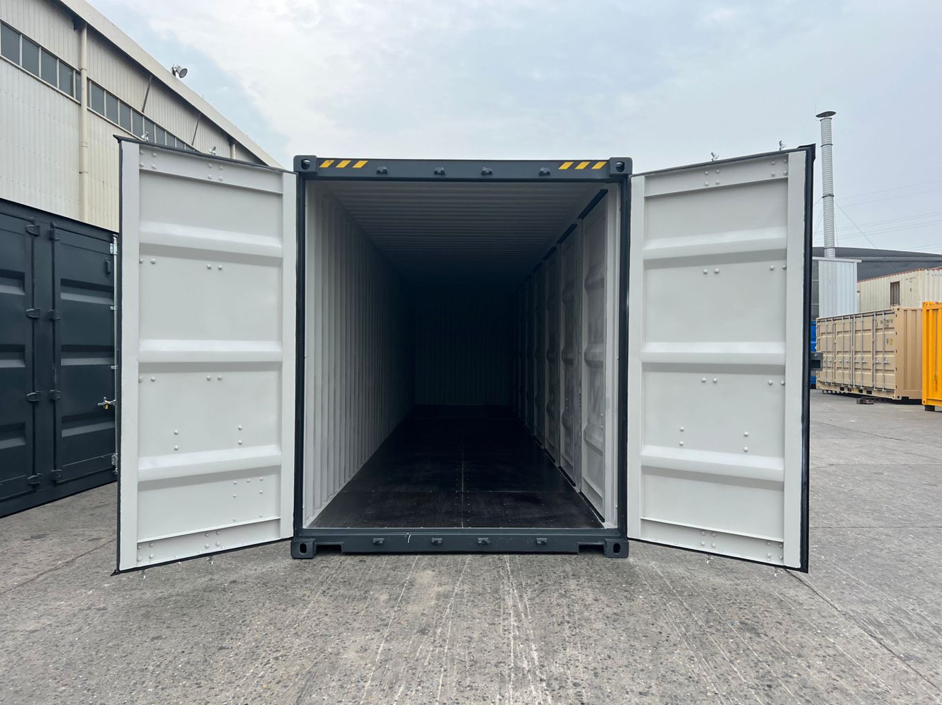 40 Fuß High - Cube Side-Door Self Storage 8 Türen – Bild 5